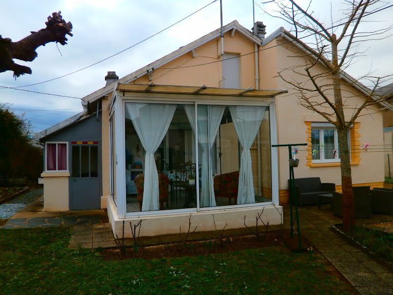 Vente viager 4 pièces 69 m² à Issoudun (36100), 30 000 €