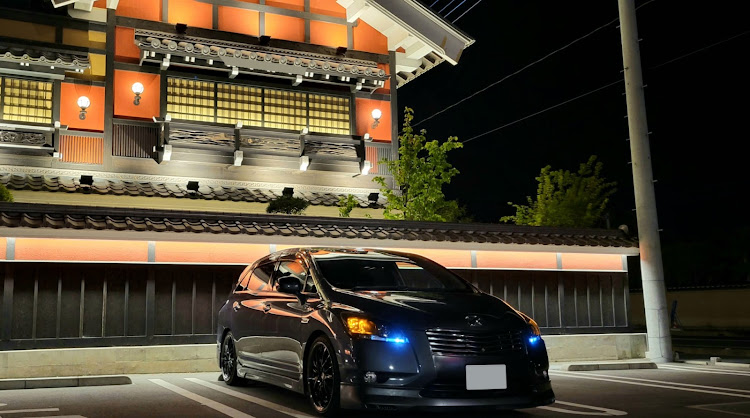 マークXジオのGW・低そうで低くない少し低い車・こどもの日・5月もよろしくお願いします・10万キロ到達に関するカスタム事例の投稿画像1枚目