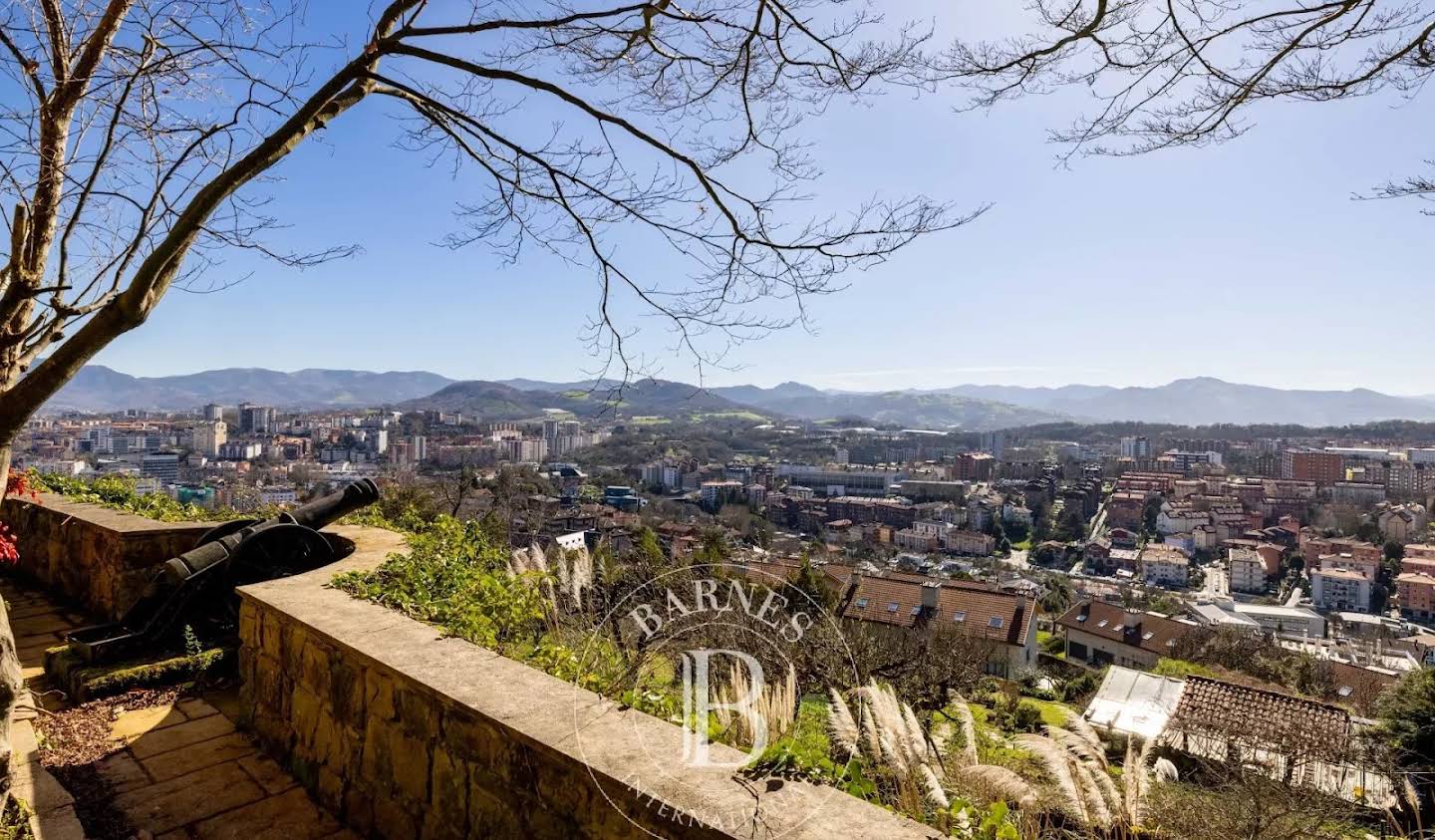 Villa Donostia-San Sebastian