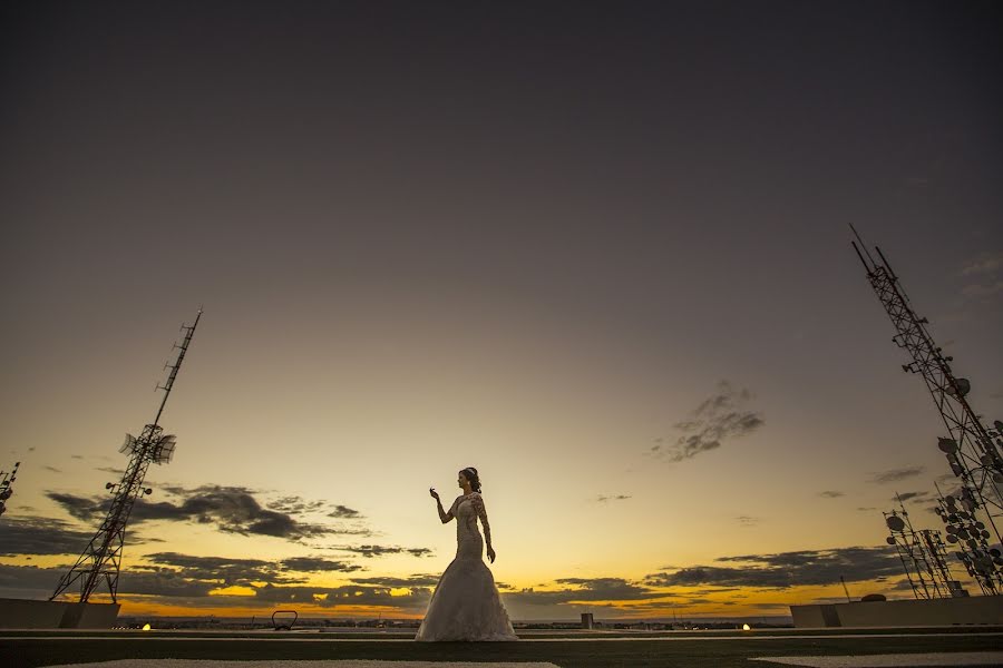 Fotografo di matrimoni Gustavo Guimarães (gustavoguimaraes). Foto del 18 aprile 2017