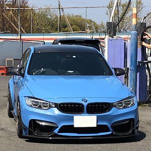 M3 セダン