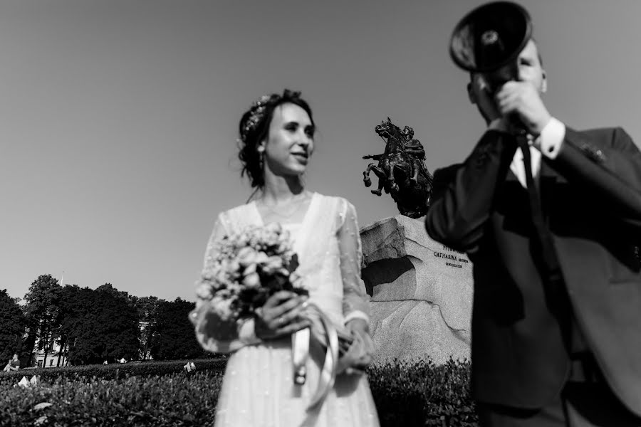 Fotografo di matrimoni Nina Zverkova (ninazverkova). Foto del 21 luglio 2020