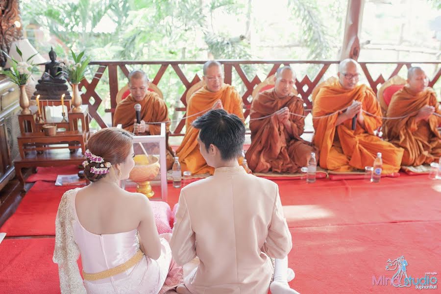 Fotógrafo de bodas Jirawat Phosri (jirawatmind). Foto del 8 de septiembre 2020