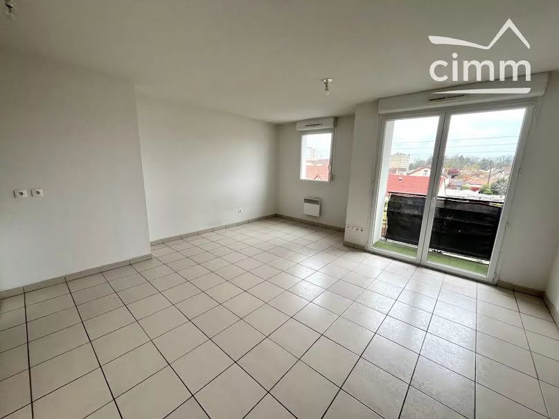 Location  appartement 1 pièce 30.96 m² à Moulins (03000), 344 €