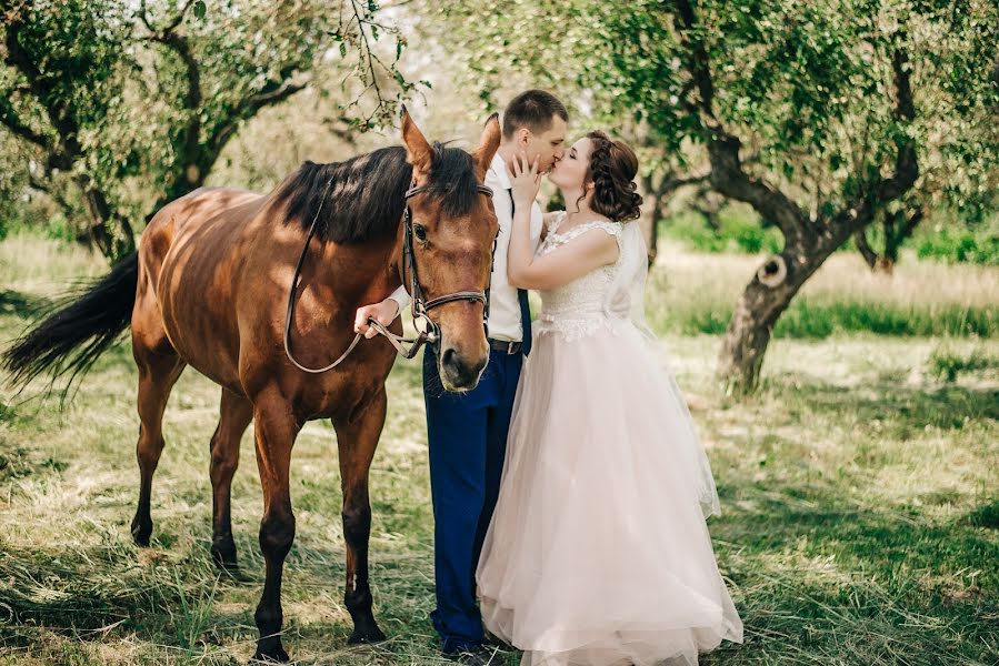 Fotógrafo de bodas Olga Cheverda (olgacheverda). Foto del 17 de abril 2019