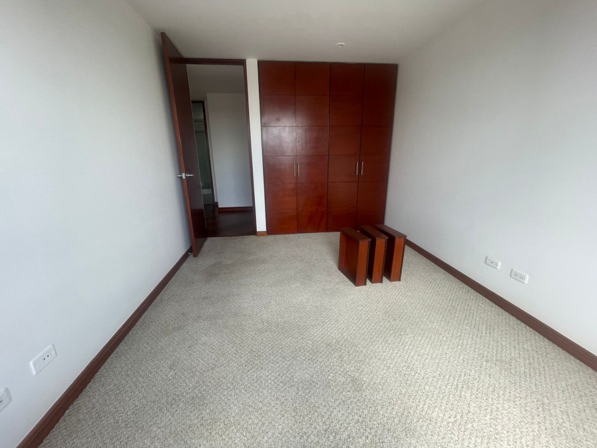 Apartamento En Venta - La Carolina, Bogota