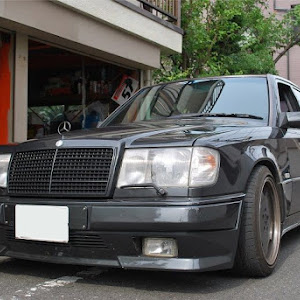 ミディアムクラス W124