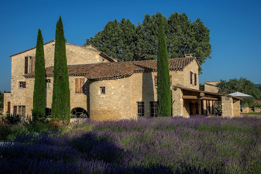 Buy this luxury property in Ménerbes (84560) with terrace and panoramic view