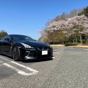 NISSAN GT-R R35