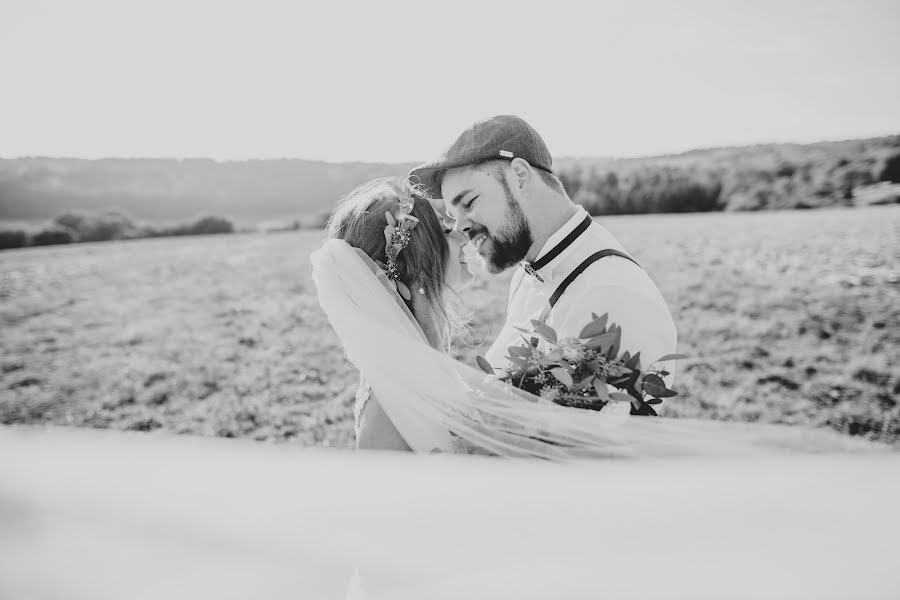 Fotógrafo de casamento Viktor Schaaf (vvfotografie). Foto de 27 de setembro 2018