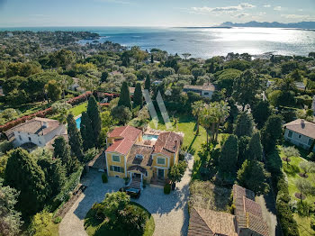 villa à Antibes (06)