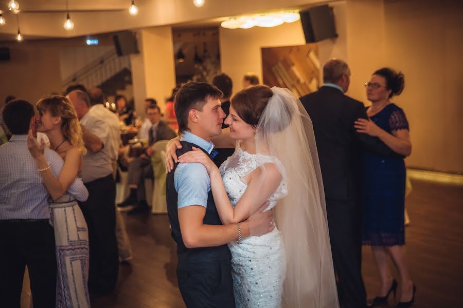 Wedding photographer Aleksandr Kuznecov (alexplanb). Photo of 24 June 2015