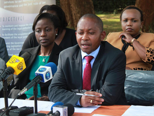 A file photo of Law Society of Kenya President Erick Mutua (centre).