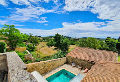 Maison avec piscine et terrasse 2