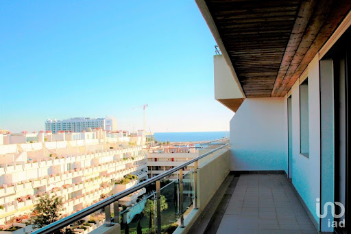Appartement avec terrasse et piscine 3