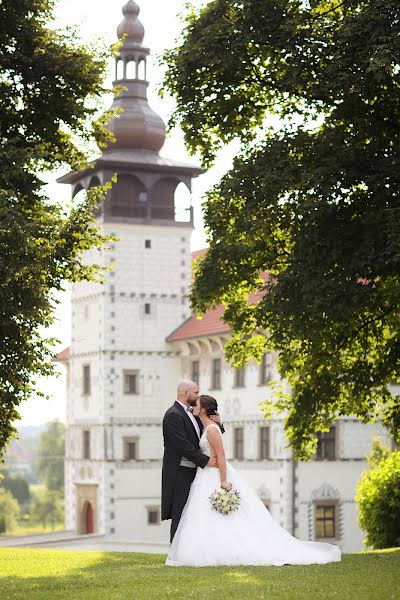 Fotograful de nuntă Ladislav Mácha (macha). Fotografia din 13 august 2021