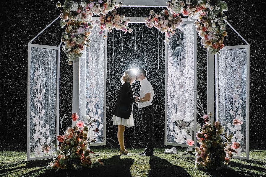 Wedding photographer Anton Sivov (antonsivov). Photo of 2 June 2019