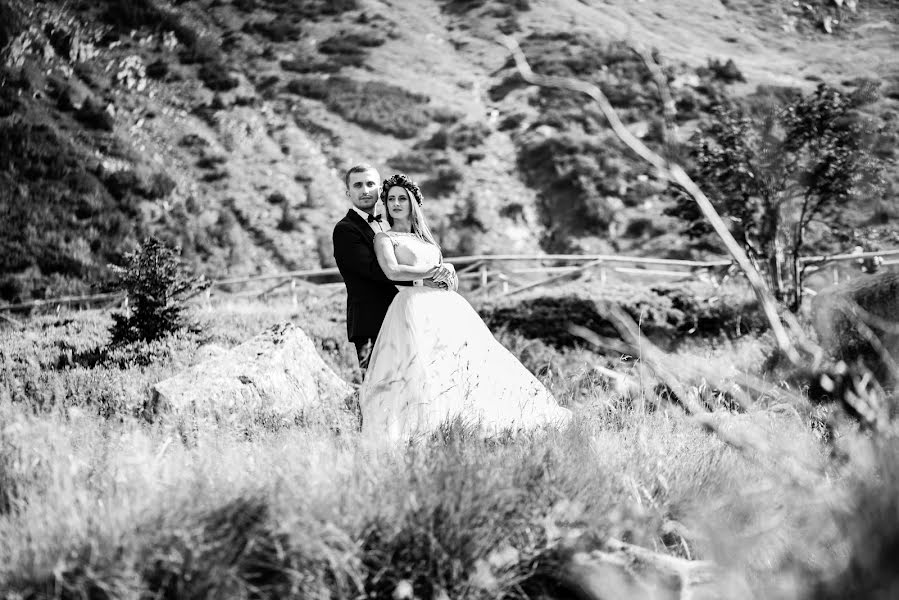 Fotografo di matrimoni Artur Kubik (arturkubik). Foto del 4 settembre 2017