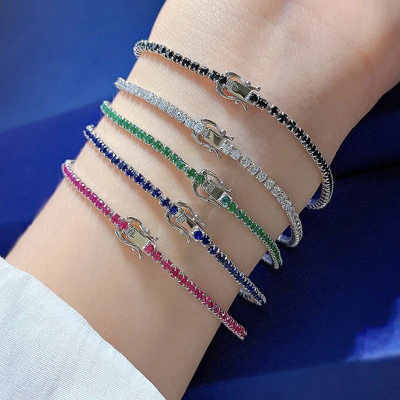 Title 8, Modische Persönlichkeit Damen Armband aus Sterl...