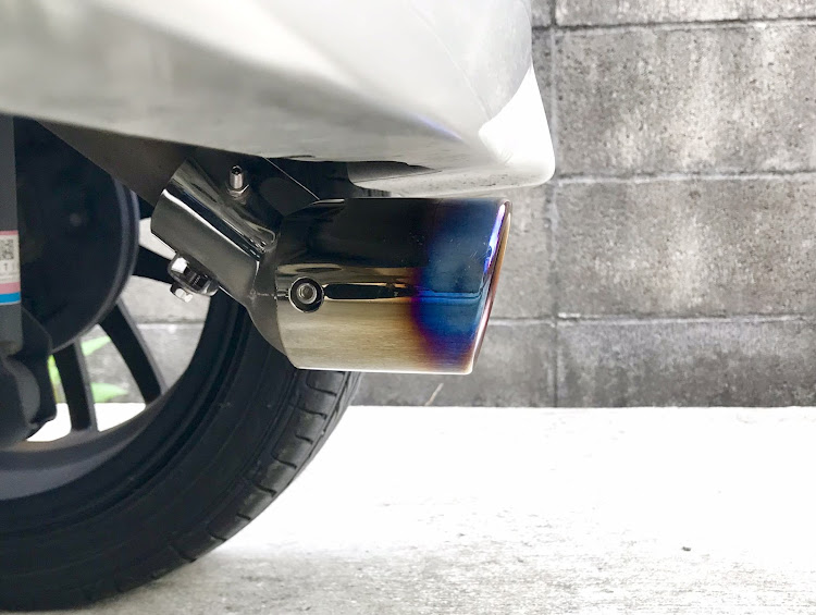 プリウスのマフラーカッター・チタン風・DIY・バーナー・L375Sに関するカスタム事例の投稿画像3枚目
