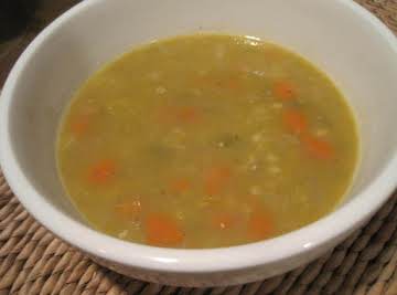 Simple Split Pea and Barley Vegetable Soup