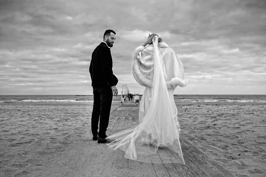 Wedding photographer Robert Dumitru (robert-dumitu). Photo of 24 February 2019