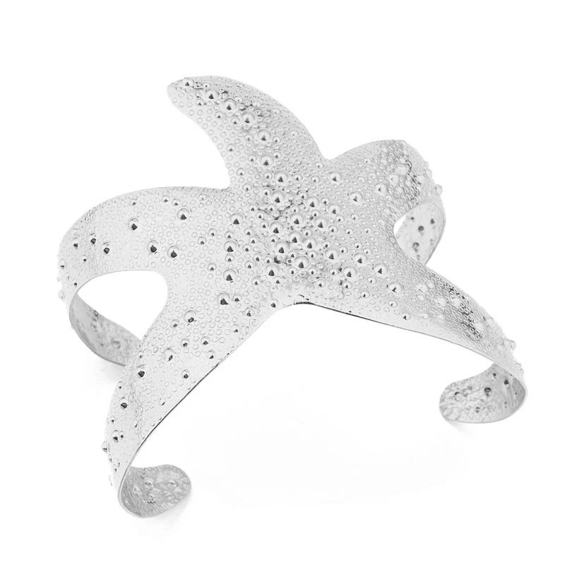 Title 6, Overdreven retro armband met holle bladeren en ...