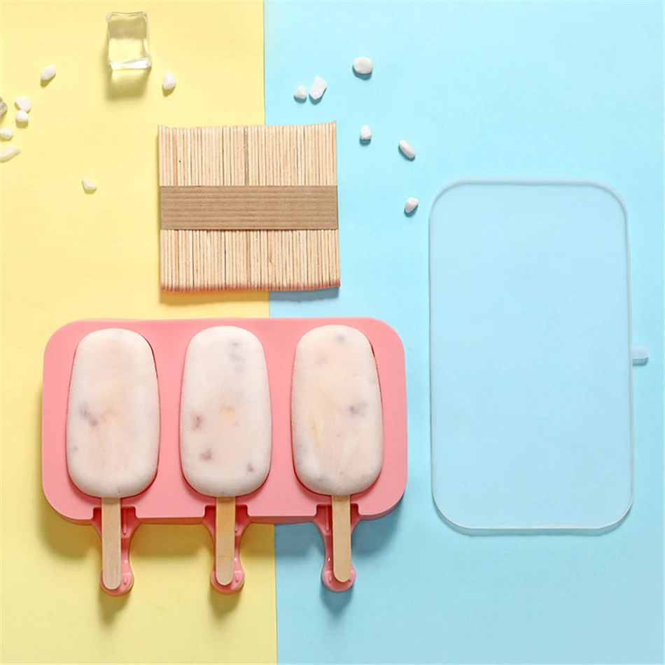 Moule à glace en silicone, réutilisable et facile. Préparez des glaces maison saines et savoureuses. Un délice rafraîchissant pour tous.