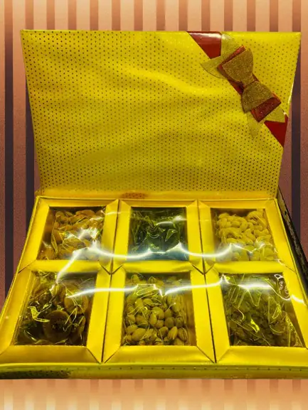 Dryfruit Box924 [550 Grams]