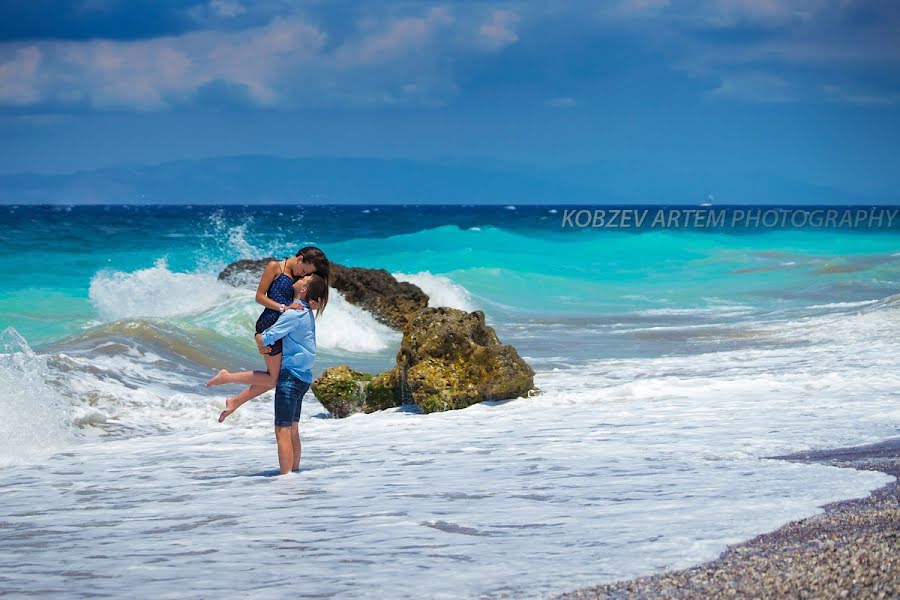 Wedding photographer Artem Kobzev (kobart). Photo of 14 November 2015