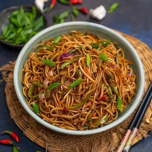 Veg Chilli Basil Noodle