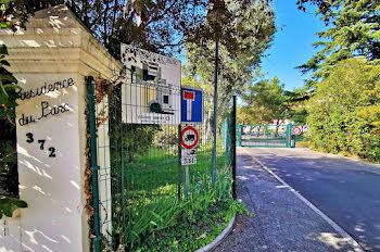 parking à Salon-de-Provence (13)