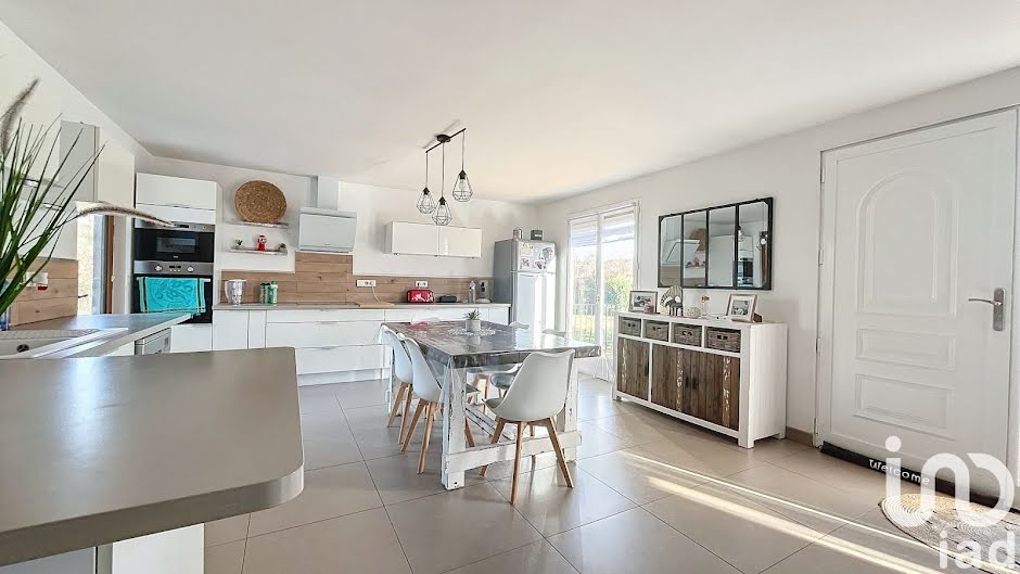 Vente maison 5 pièces 136 m² à Fontenay-sur-Loing (45210), 249 000 €