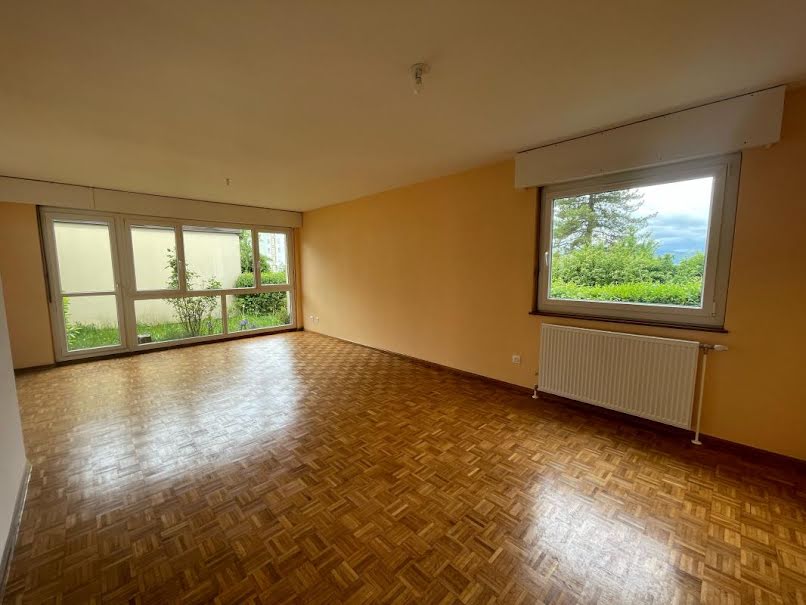 Location  maison 3 pièces 81 m² à Riedisheim (68400), 990 €