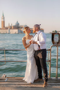 Fotógrafo de casamento Iana Razumovskaia (ucatana). Foto de 13 de novembro 2023