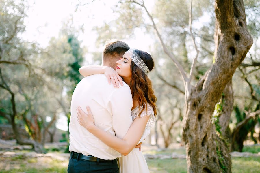 Fotógrafo de bodas Aleksandra Nadtochaya (alexnadtochaya). Foto del 19 de abril 2018