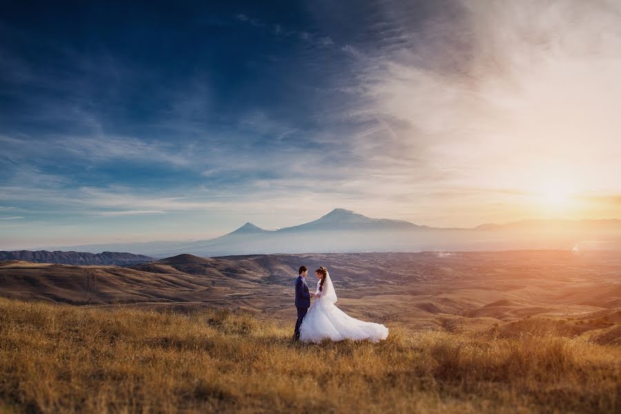 Wedding photographer Hovhannes Boranyan (boranyan). Photo of 12 January 2017