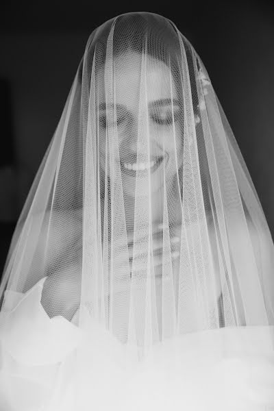 Fotografo di matrimoni Yuliya Zarudneva (ulizar). Foto del 20 luglio 2021