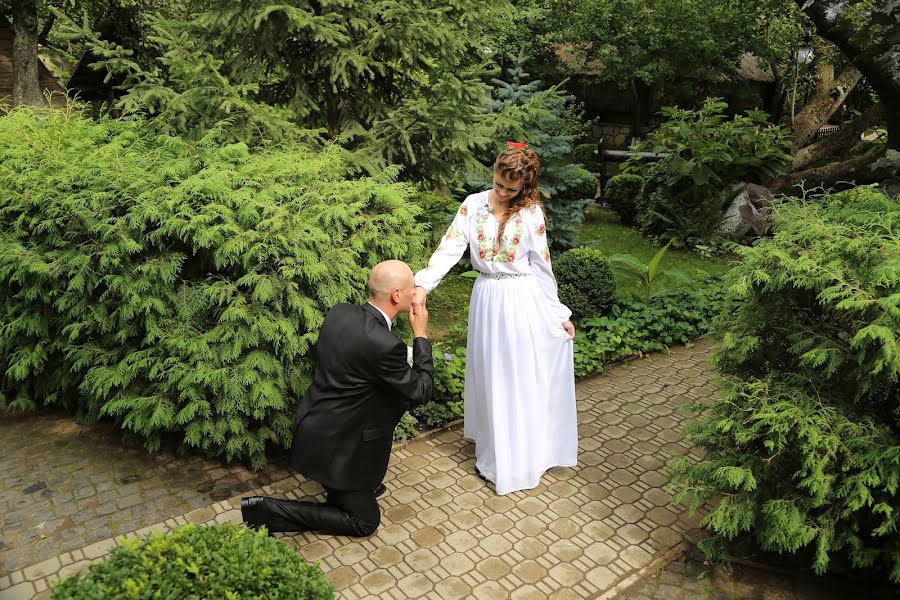 ช่างภาพงานแต่งงาน Denis Sitovskiy (as6x6) ภาพเมื่อ 5 มีนาคม 2014