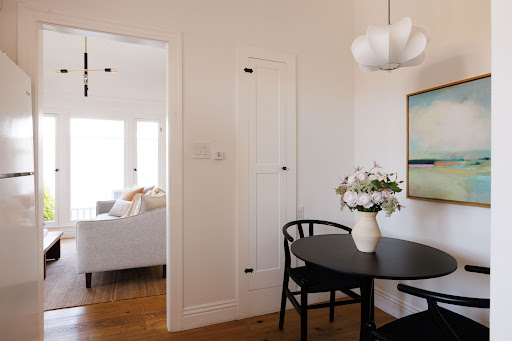Apartment 5