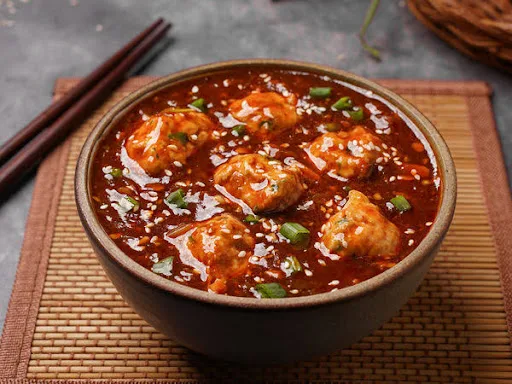 Veg Manchurian (Gravy)