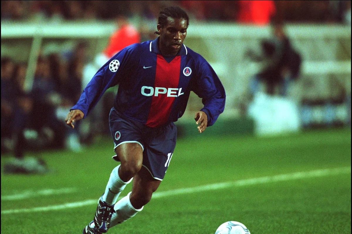 Jay-Jay Okocha: van naamsverandering in Turkije tot de redder van Bolton Wanderers F.C.