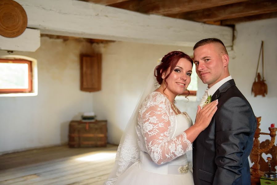 Photographe de mariage Zsolt Erdős (erdoszsolt). Photo du 24 février 2019