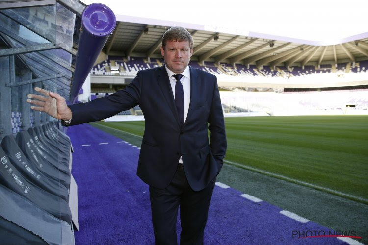 Het was plezant - met ook serieuze fysieke arbeid - op training bij Anderlecht: rugby en lachende Vanhaezebrouck