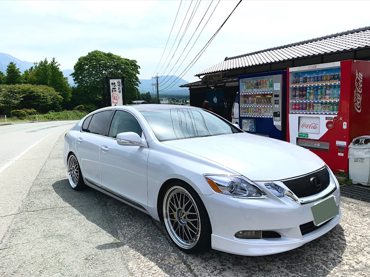 GSの６月もよろしくお願いします・レクサスGS350・阿蘇市・道の駅すごう・TEIN車高調に関するカスタム事例の投稿画像3枚目