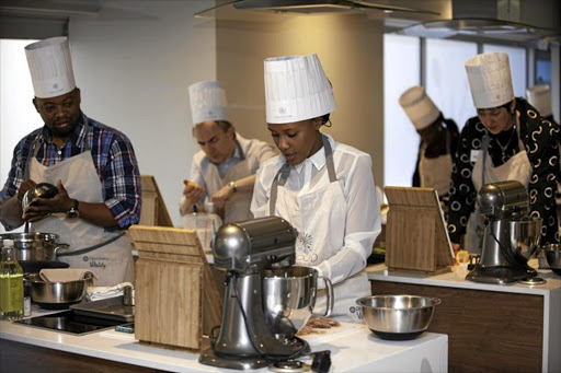 A cooking class in progress at Discovery HealthyFood Studio.