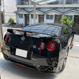 NISSAN GT-R R35