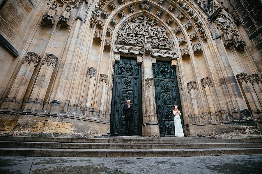 Fotografo di matrimoni Sergey Art (prahaart). Foto del 17 agosto 2016