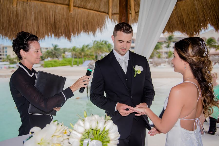 Fotógrafo de bodas Esthela Santamaria (santamaria). Foto del 7 de mayo 2018