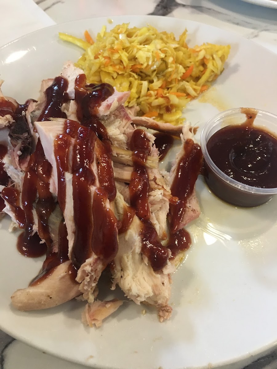 Pulled Chicken Platter with apple slaw